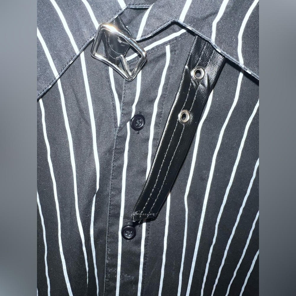 💋💋💋Lip Service Women’s Striped Button Down Long Sleeve Top/Shirt - Picture 3 of 10